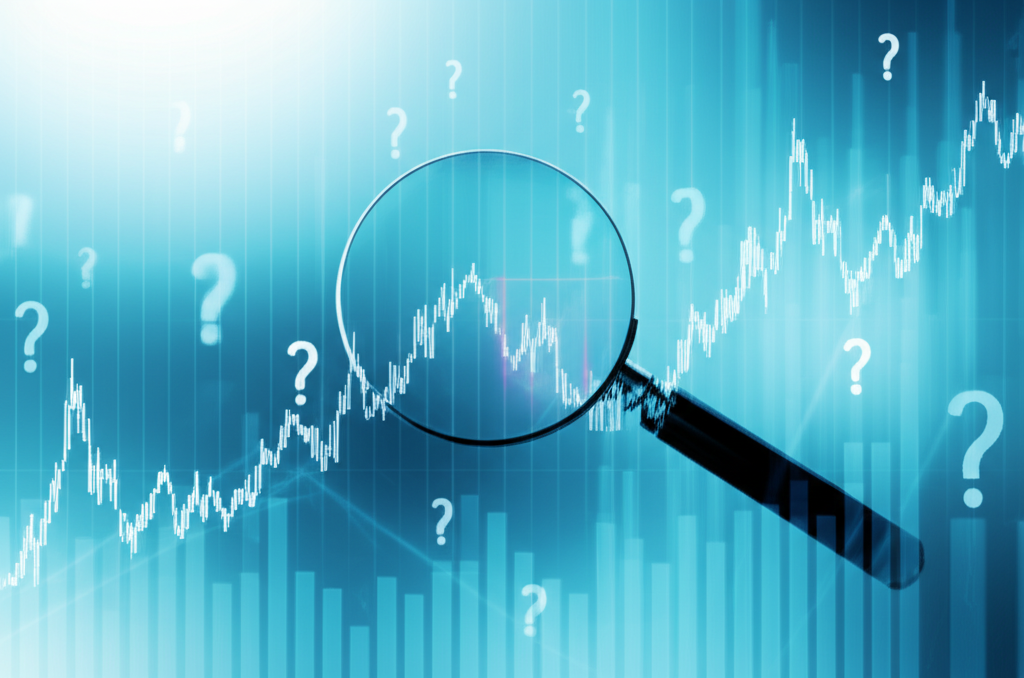 神秘股市圖示,波動曲線與問號環繞,放大鏡揭露股價背後隱藏力量